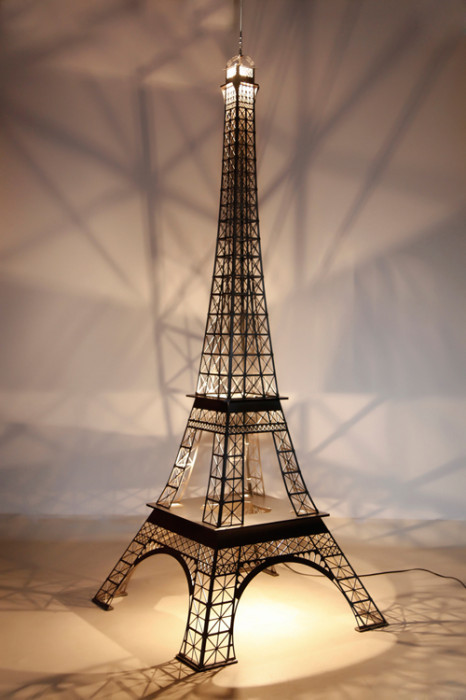 Luminaire Tour Eiffel effet or
